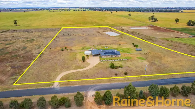 Second view of Homely house listing, 150 Villeneuve Drive, Narromine NSW 2821