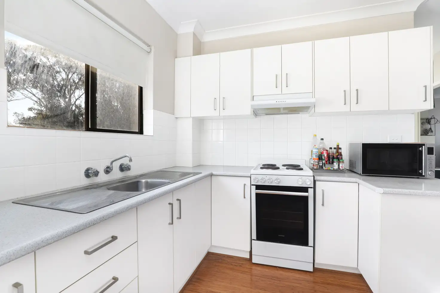 Main view of Homely unit listing, 1/5 Whitfield Place, Lake Illawarra NSW 2528
