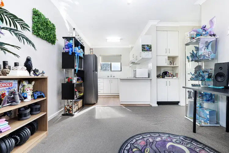 Second view of Homely unit listing, 1/5 Whitfield Place, Lake Illawarra NSW 2528