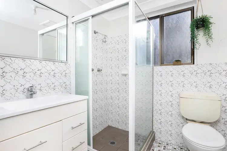 Third view of Homely unit listing, 1/5 Whitfield Place, Lake Illawarra NSW 2528