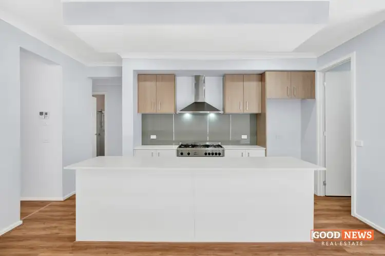 Fourth view of Homely house listing, 8 Benhar Street, Thornhill Park VIC 3335