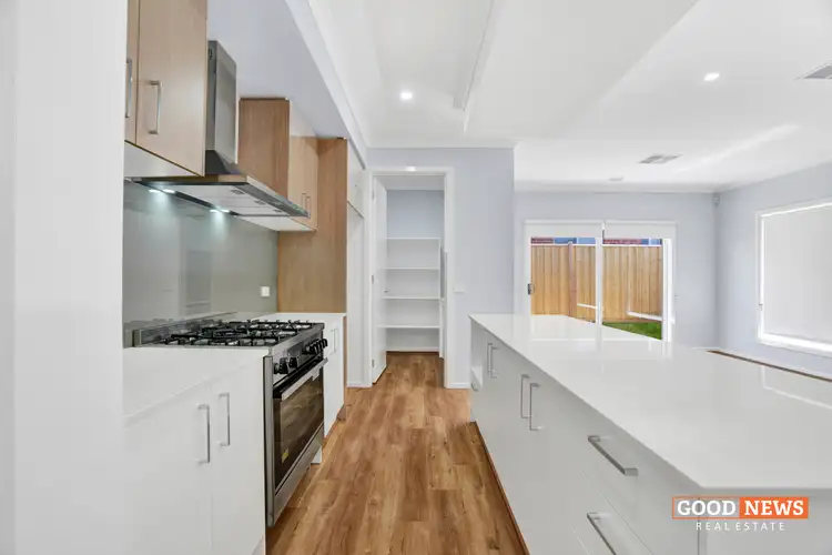 Fifth view of Homely house listing, 8 Benhar Street, Thornhill Park VIC 3335