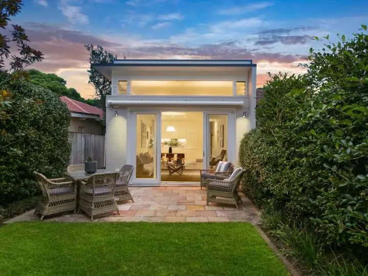 15 Glover St