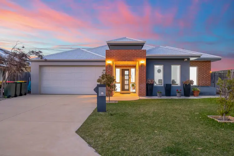 6 Clearview Street, Yanchep WA 6035