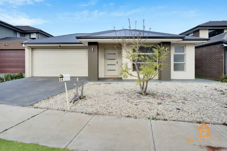 29 Azadi Crescent,, Strathtulloh VIC 3338