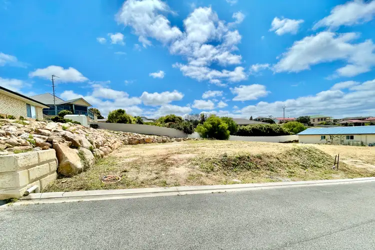 2/18 Lawson Drive, Port Lincoln SA 5606