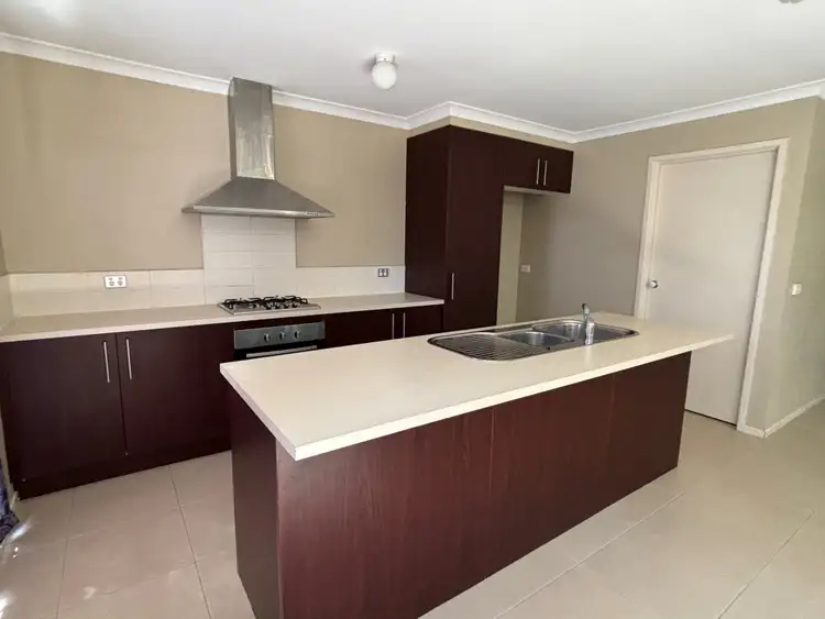 Second view of Homely house listing, 5 Citronelle Circuit, Brookfield VIC 3338