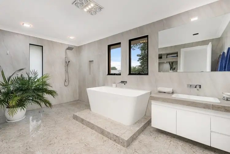 3 Bowood Street