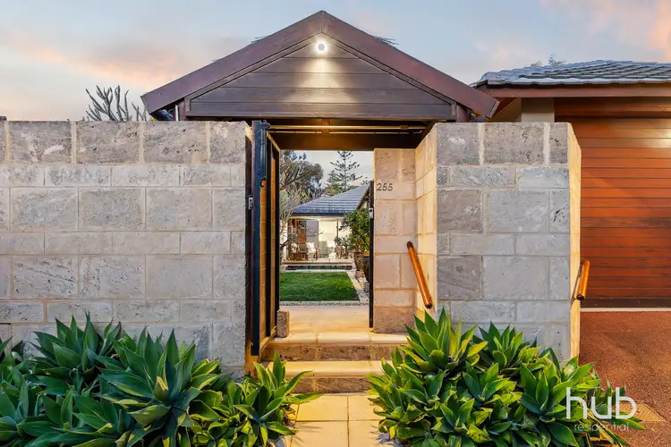 255 Curtin Avenue, Cottesloe WA 6011