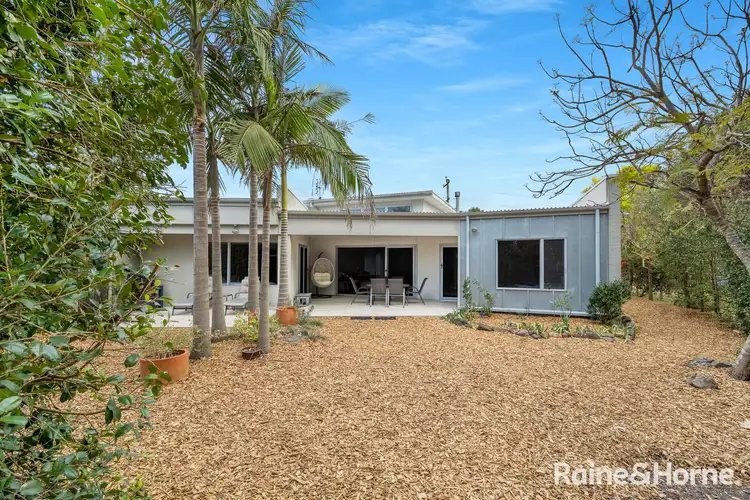Sixth view of Homely house listing, 2 McIntosh Street, Shoalhaven Heads NSW 2535