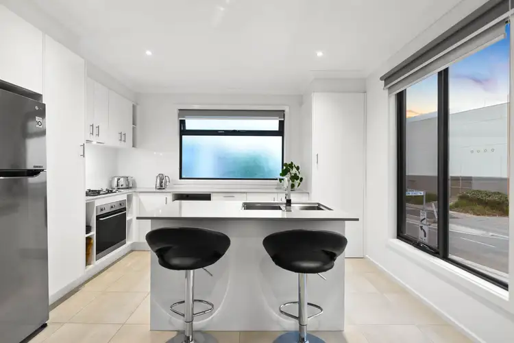 Sixth view of Homely townhouse listing, 21 Gordon Street, Mornington VIC 3931