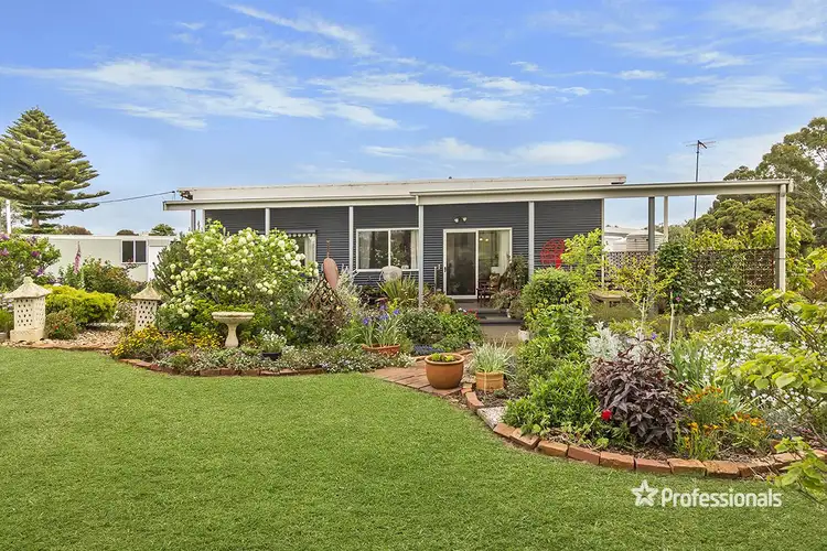 128 Watton Street, Penshurst VIC 3289