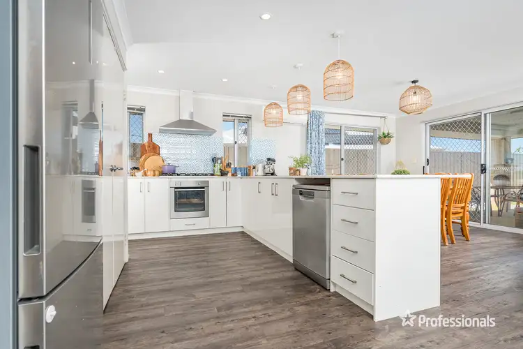 Fourth view of Homely house listing, 11 Sierra Vista, Waggrakine WA 6530