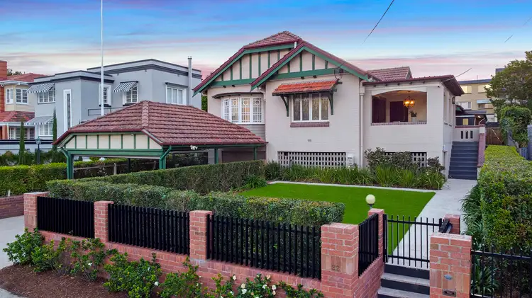 22 Jolly Street, Clayfield QLD 4011