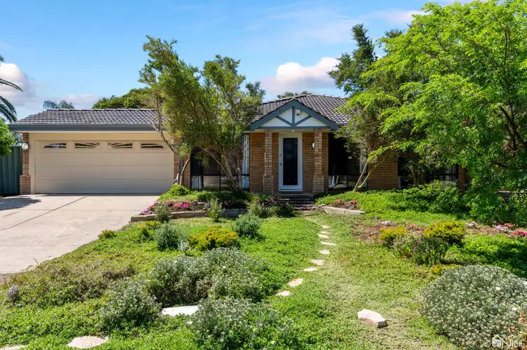 28 McGrath Place, Seville Grove WA 6112