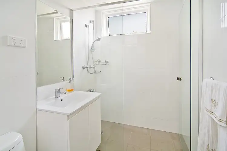 Third view of Homely apartment listing, 6/3 Rickard Street, Balgowlah NSW 2093