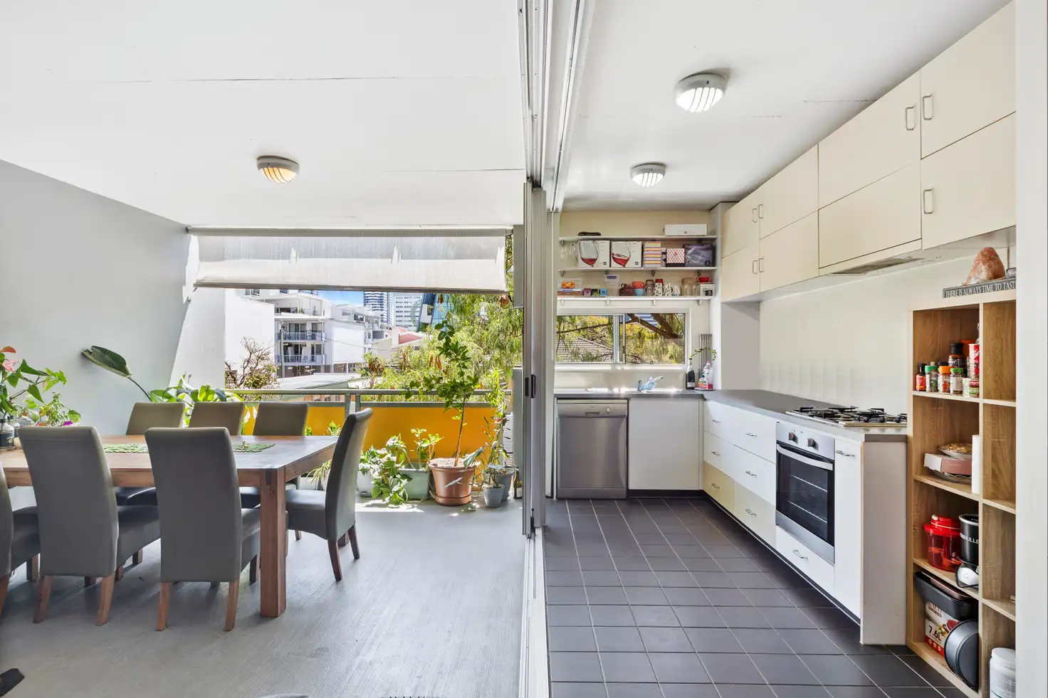 Main view of Homely unit listing, 21/92 Robertson Street, Fortitude Valley QLD 4006