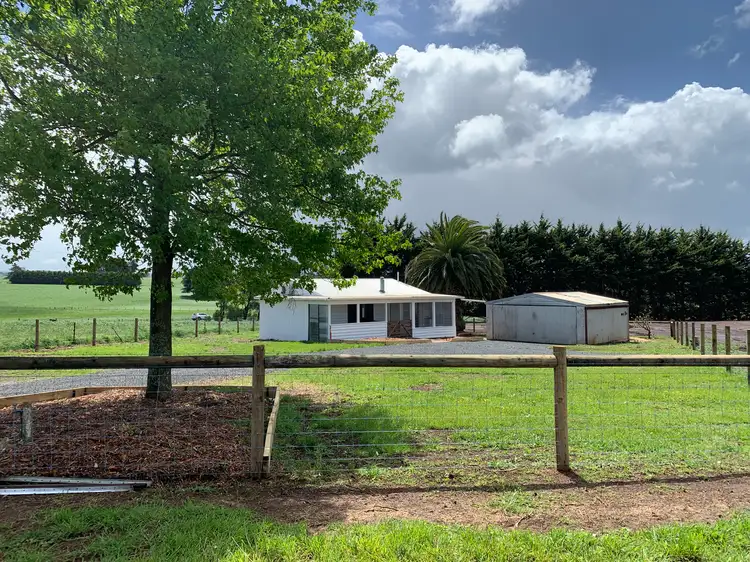 15 Simons Lane, Leongatha VIC 3953