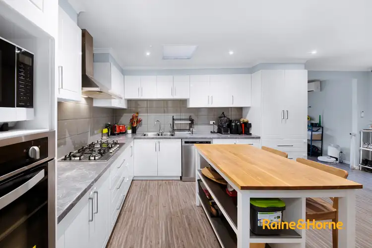 Sixth view of Homely house listing, 7 Horizon Boulevard, Hampton Park VIC 3976