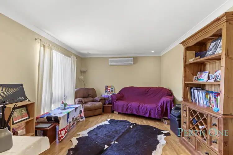Second view of Homely house listing, 7 Cavendish Way, Parkwood WA 6147