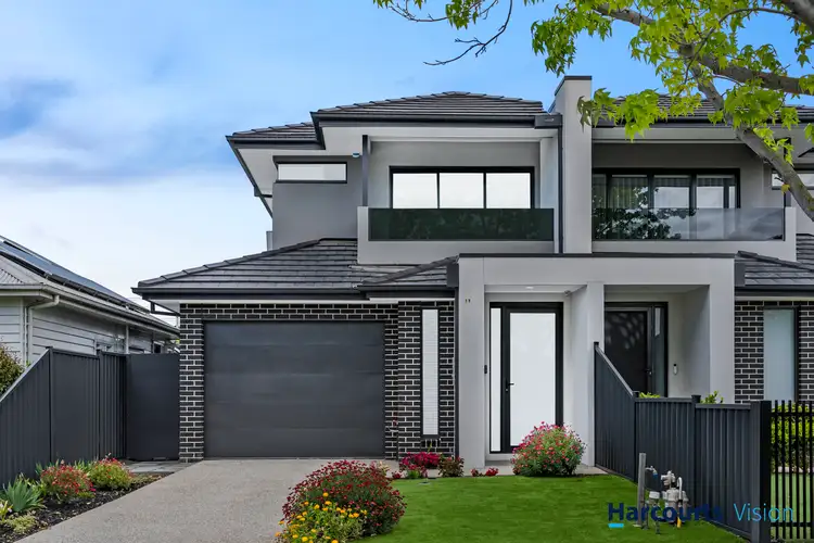 19 Glencara Street, Avondale Heights VIC 3034