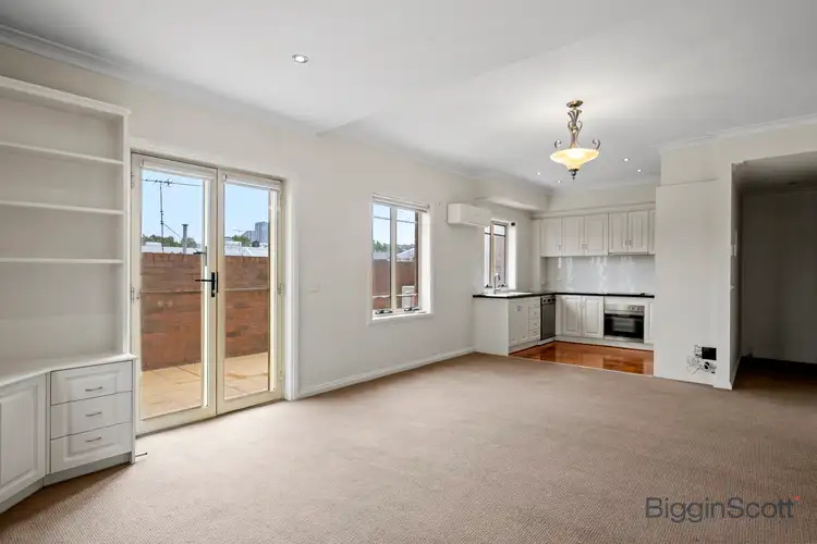 16/128 Maribyrnong Road, Moonee Ponds VIC 3039