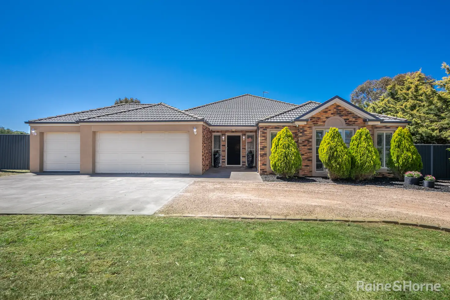 Main view of Homely house listing, 72 Highgrove drive, Sunbury VIC 3429