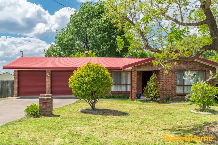 32 Hilton Street, Glen Innes NSW 2370