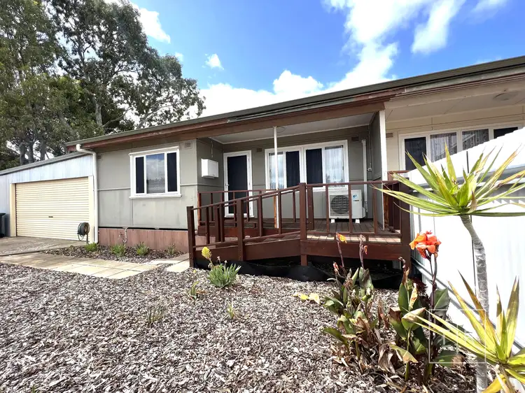 22A Symons Street