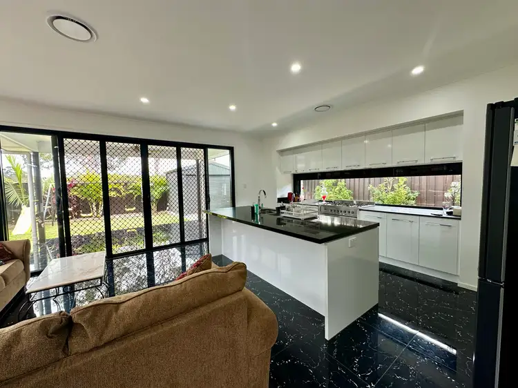 34 MOUNT HUNTLEY STREET, Park Ridge QLD 4125
