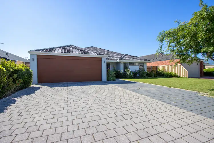 13 Lowerhall Gardens