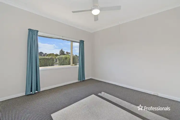Fourth view of Homely house listing, 106 Ballarat Road, Hamilton VIC 3300