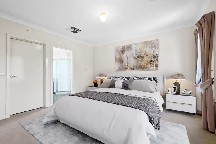 Fifth view of Homely house listing, 32 Saxonwood Drive, Sunbury VIC 3429