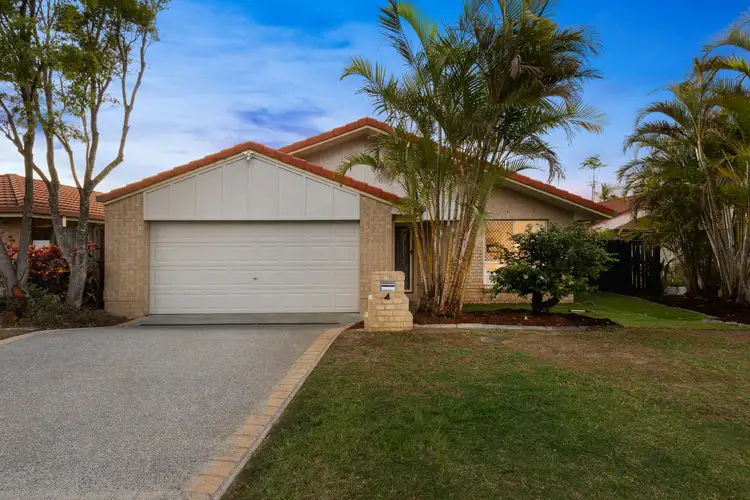4 Cynthia Place, Wakerley QLD 4154