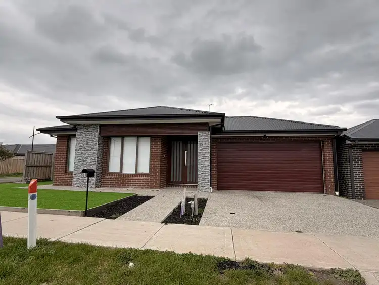 61 Cornhill Parkway, Donnybrook VIC 3064