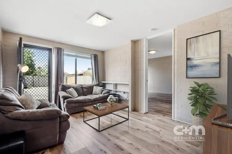 2/12 Salisbury Street, Glenroy VIC 3046