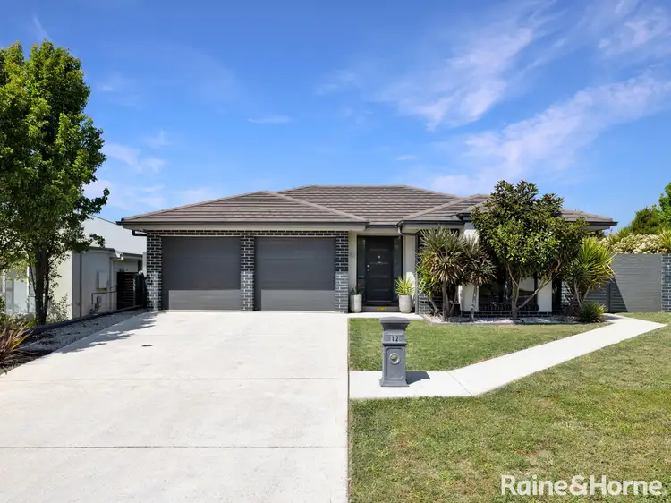 12 McGirr Street, Llanarth NSW 2795
