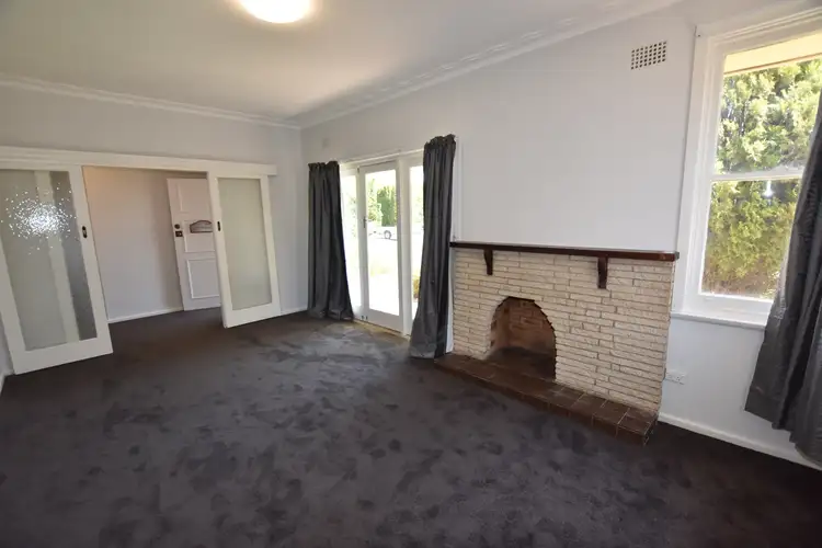 Fifth view of Homely house listing, 4 Pirinari Place, Orange NSW 2800