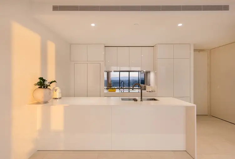 3706/24 The Lanes Boulevard, Mermaid Waters QLD 4218