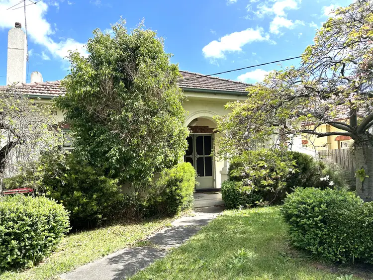 Main view of Homely house listing, 9 Oakdene Crescent, Carnegie VIC 3163
