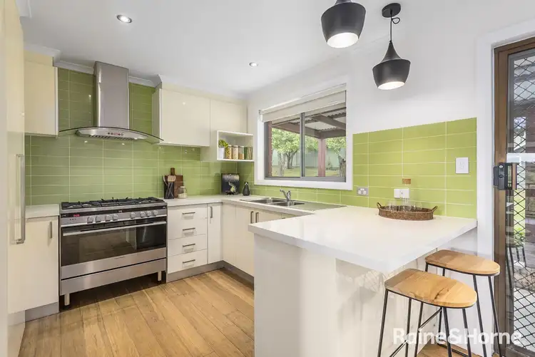 Third view of Homely house listing, 5 Menzies Close, Kyneton VIC 3444