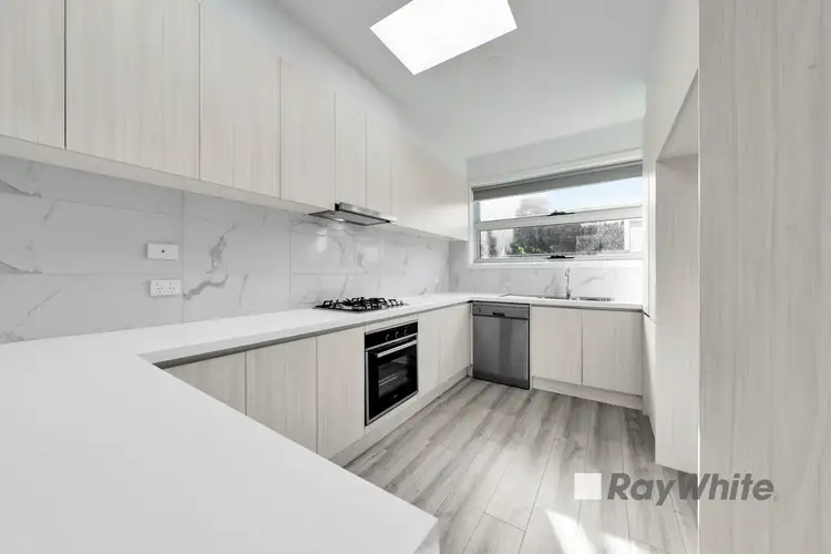 Fifth view of Homely townhouse listing, 2/98 Sweeney Drive, Narre Warren VIC 3805