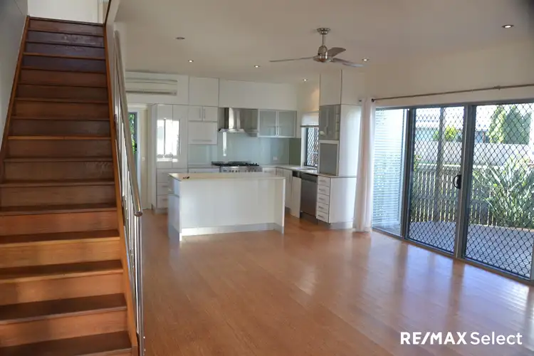 Fourth view of Homely townhouse listing, 3/100 Binnington Esplanade, East Mackay QLD 4740