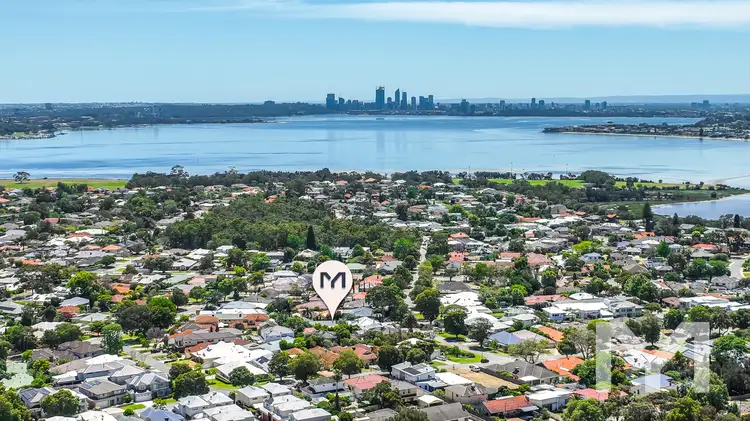 2/8 Bricknell Road, Attadale WA 6156
