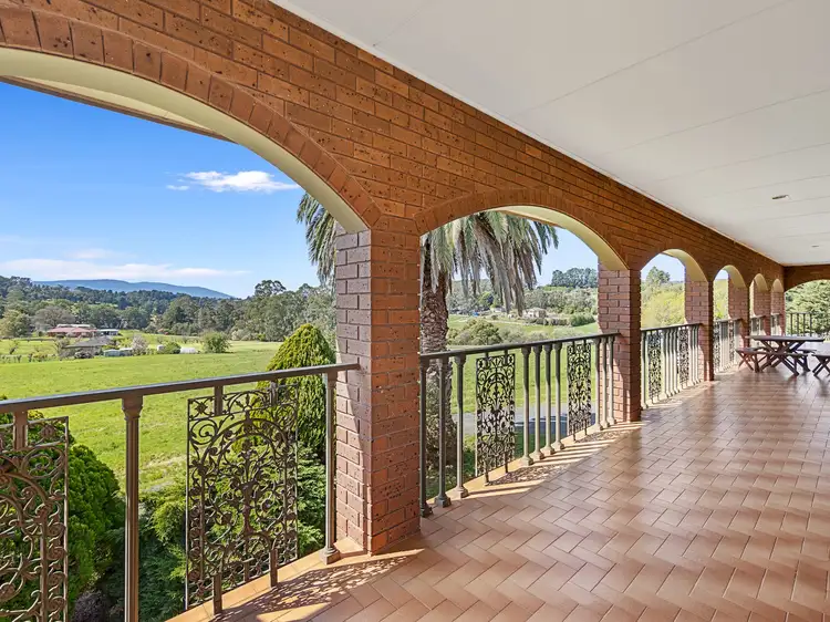 210 Beenak Road, Wandin North VIC 3139