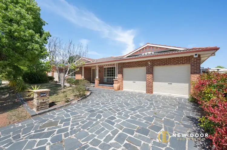 8 Gudgenby Close, Palmerston ACT 2913