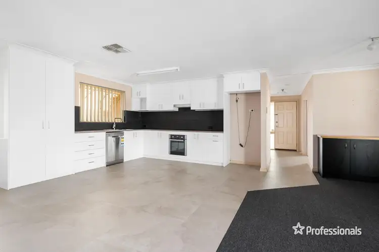 Fifth view of Homely house listing, 8 Rainsford Loop, Boulder WA 6432