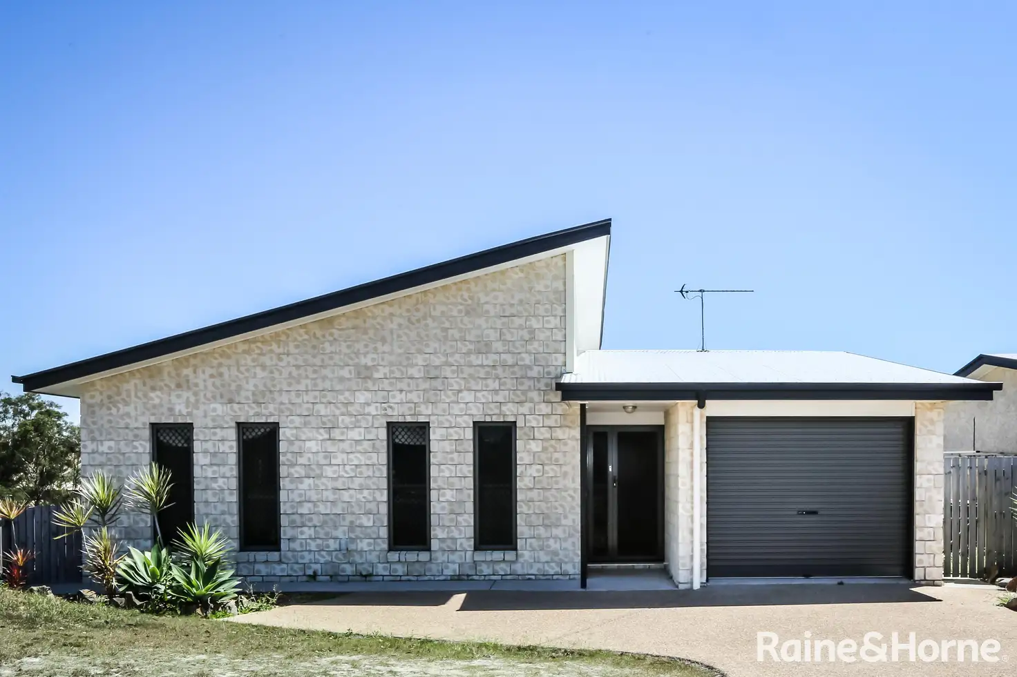 Main view of Homely house listing, 23 View Point Way, New Auckland QLD 4680
