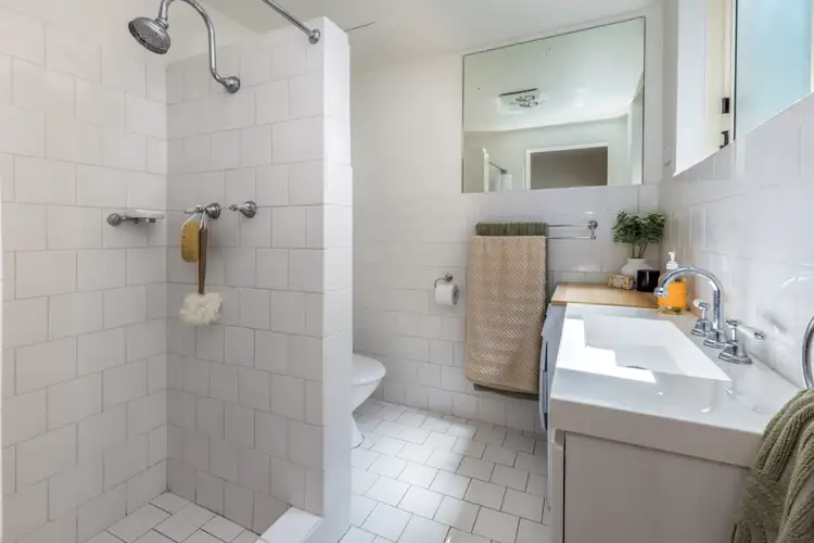 Fifth view of Homely apartment listing, 6/59 Lower Bent Street, Neutral Bay NSW 2089
