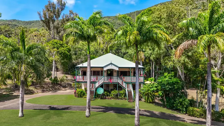 50-62 Reynolds Road, Oak Beach QLD 4877